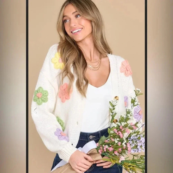 Knit cardigan crochet flowers floral ivory balloon sleeves button down vneck - Picture 7 of 7